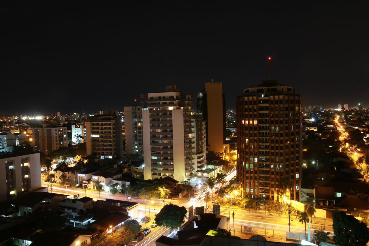 Urban Suites Apart Hotel Santa Cruz de La Sierra Exterior foto